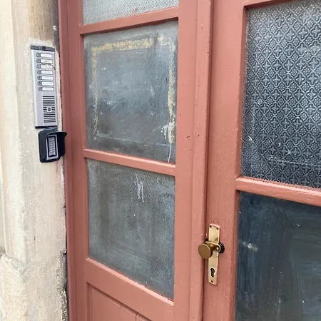 Nona Marija Centar * Pola